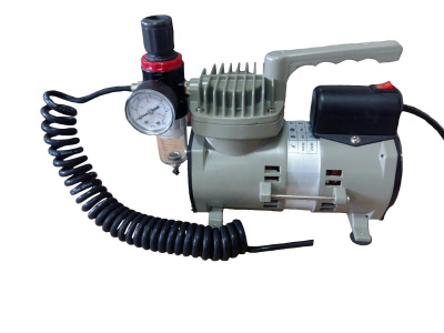 Компрессор поршневой ТС-108В 220V (4)