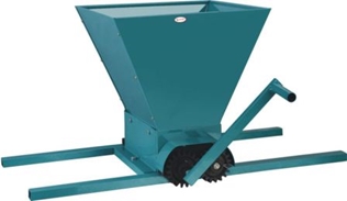 Измельчитель универсальный  "Умница"  (устройство для давки винограда) ручной, механический модель УИ-2