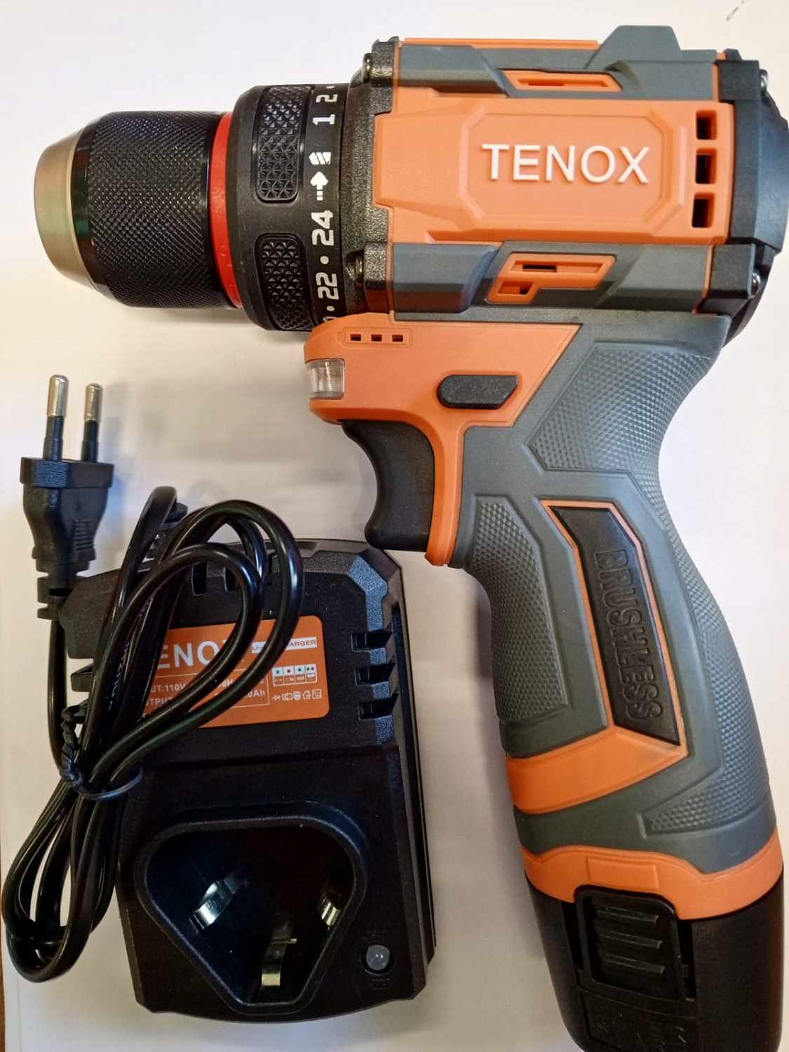Аккумуляторный шуруповерт Tenox 12V