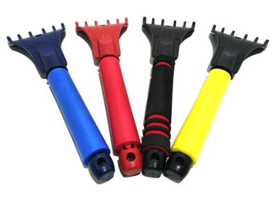 Скребок для льда 29 см с мягкой ручкой (51021) Скребок для льда 29 см с мягкой ручкой (51021)